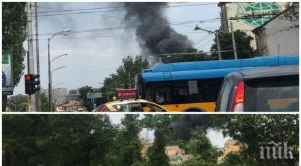 извънредно пик огнен софия черни кълба дим издигат столицата снимки