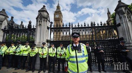 извънредно евакуираха британския парламент тревога