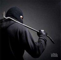 Дрогирани бандити нахлуха в дома на самотен мъж от Варненско, последва побой и грабеж