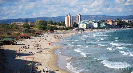 непречистени отпадни води заливат бреговата ивица черноморието