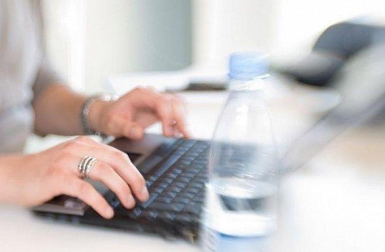 НОВОСТ: Задаваме въпроси на чиновници онлайн