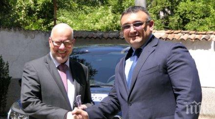 маринов получи подарък мвр германските колеги снимки