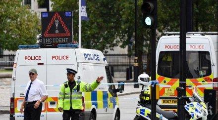 полицията откри лондон тялото човек когото предполага паднал самолет кенийските авиолинии