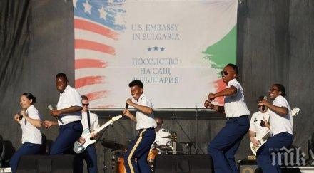 войнишкият оркестър сащ изнесе специален концерт софия