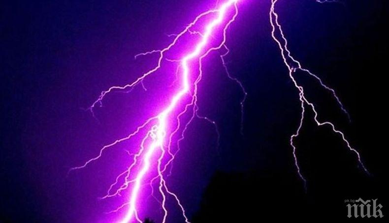 ОТ ПОСЛЕДНИТЕ МИНУТИ! 8-годишно дете е ударено от гръм в Бургас, бере душа в реанимация