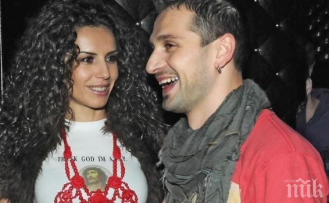 ФОТО БОМБА: Косъма изненада жена си гола в банята (СНИМКА)