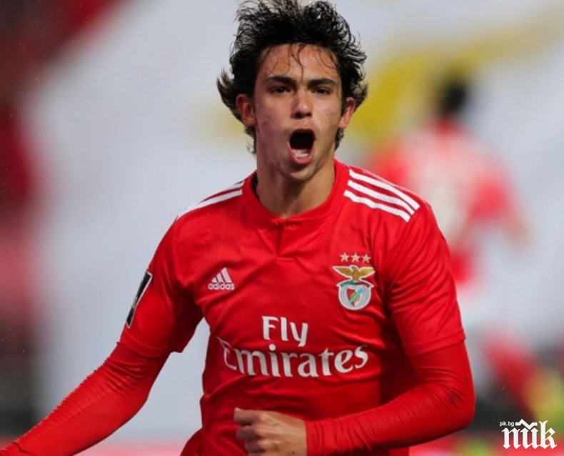 Исторически трансфер във футбола