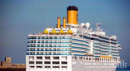 косъм круизен кораб заби площад сан марко венеция