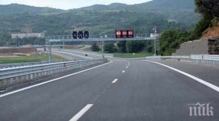 ужас пътя мвр пусна клип катастрофите шофьори хвърчат струма видео