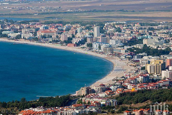 ЦЕНИТЕ ТРЪГНАХА НАДОЛУ: Пълнят хотелите по морето с оферти в последния момент