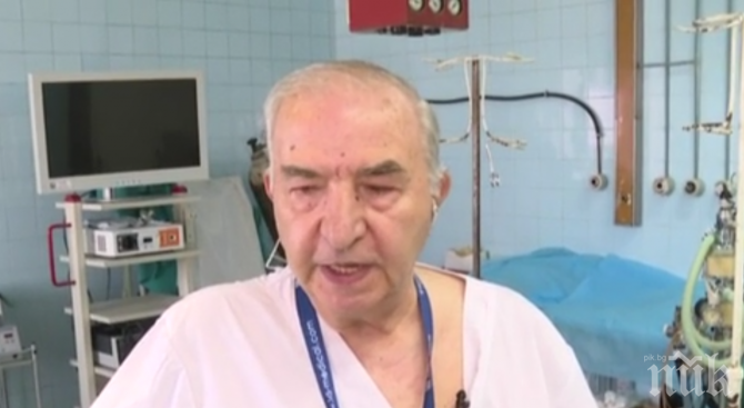 Проговори лекарят, оперирал по спешност на фенерче: Охраната ми светеше, а аз шиех