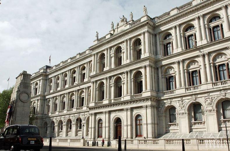 Британският посланик в САЩ предизвика дипломатически скандал