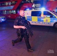 ИЗВЪНРЕДНО: Кола се вряза в група хора в Лондон, има ранени (ВИДЕО)