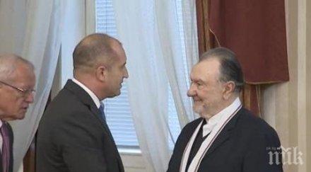 актьорът васил михайлов получи високото държавно отличие