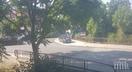 инцидент дупница автомобил увисна въздуха снимки