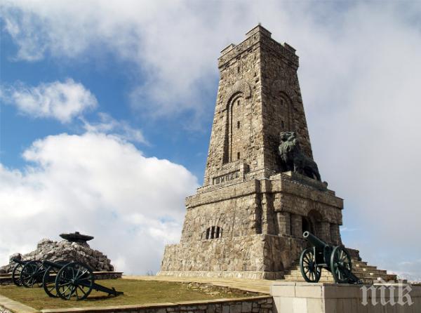 Ремонтът на паметника на връх Шипка ще приключи по-рано