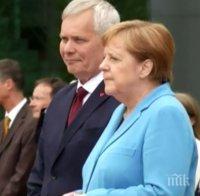 От кабинета на Ангела Меркел коментираха дали тя може да подаде оставка по здравословни причини