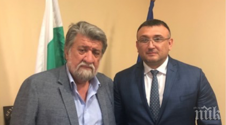 вежди рашидов министър маринов обсъдиха културния трафик