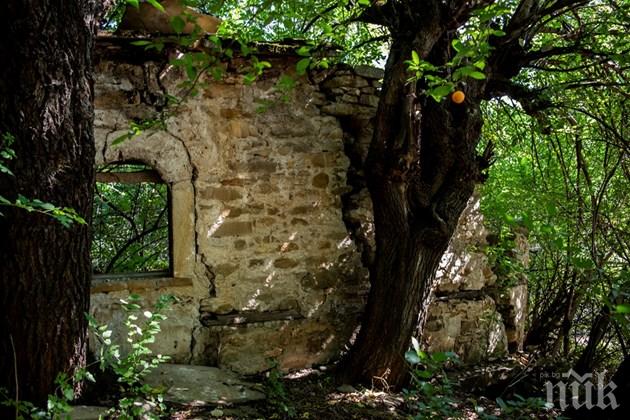 ПАМЕТ ЛИ... Руши се убежище на Апостола