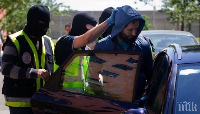 Задържан в Албания терорист се представил на полицията като...