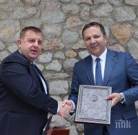 Вицепремиерът Каракачанов подписа Протокол за сътрудничество със Северна Македония в областта на борбата с трафика на хора