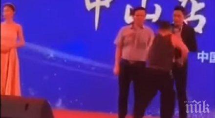 наръгаха световноизвестен актьор сцена китай