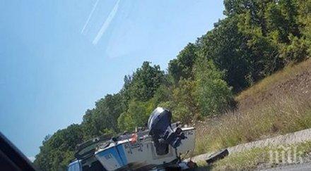 тапа нерви джип лодка запуши главния път южното черноморие бургас снимка