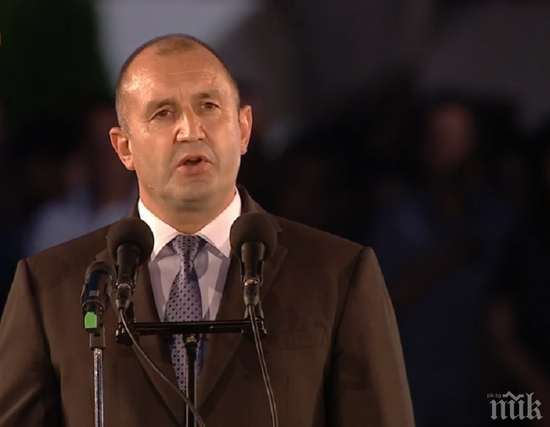 ГОРЕЩА ТЕМА: Бивш военен министър попиля Радев: Впуска се в теми извън неговите правомощия