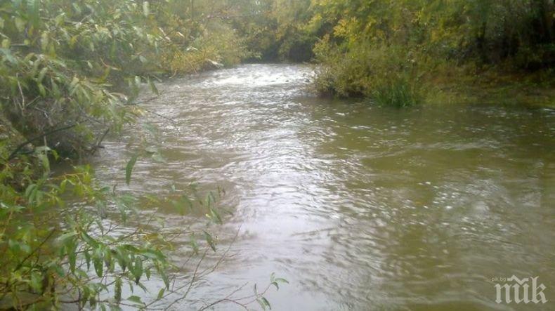 Наводнени къщи в Бургаско, река Русокастренска преля