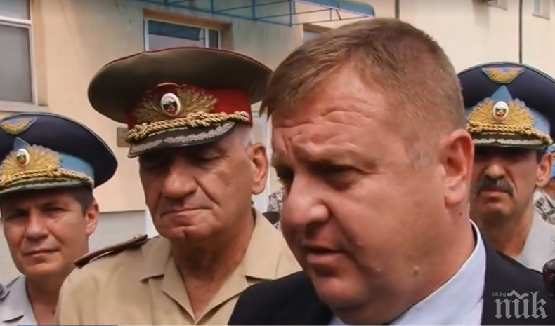 Каракачанов: Дебатът в обществото за самолетите продължава да се води на политическа основа