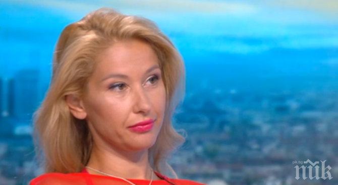 Психоложка отсече: Селфи манията е психиатрично заболяване