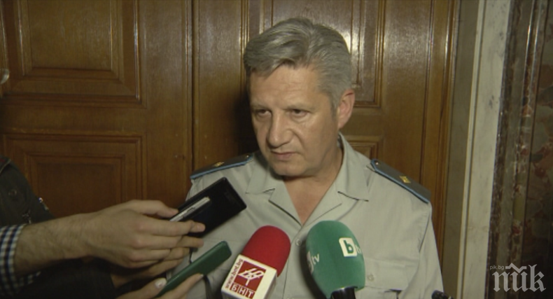 Правителството предлага шефа на Военна информация на бъде освободен