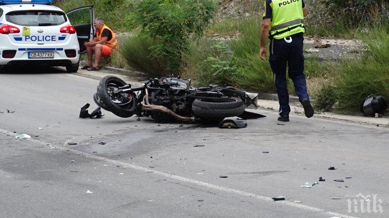 Моторист пострада след удар в ТИР в Кресненското дефиле