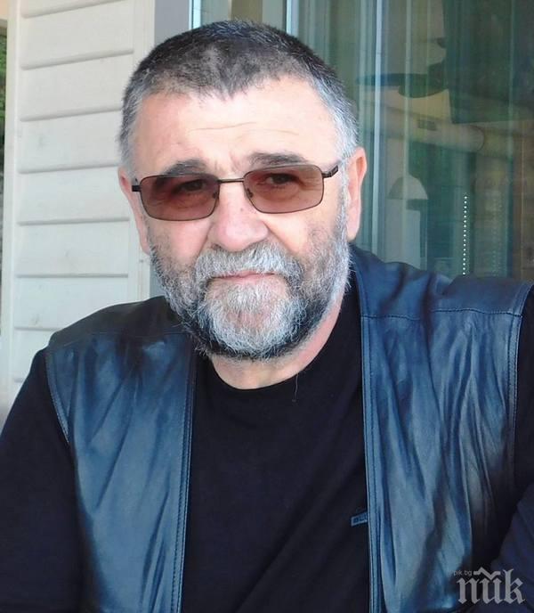 Писателят Христо Стоянов: Тълпата, която крещи Разпнете Гешев!, ми прилича на ЦК на БКП