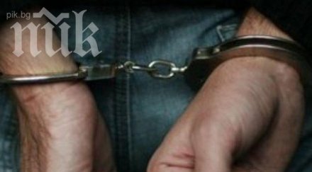 масов бой пиано бар лекари шият културиста часове наред