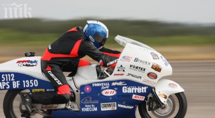 американец загина карайки мотор ужасяващите 458 видео