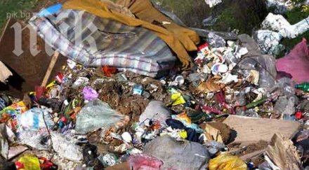 събират боклуците вратата