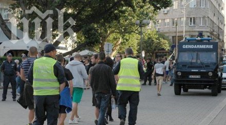 започва протест дансwithme полицията проверява документи