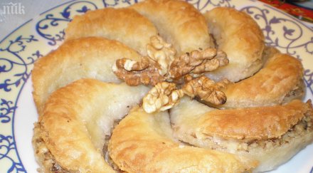 баклава момински устни