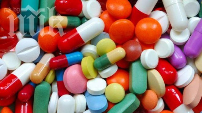 Тийнейджърка се натрови с лекарства след скандал с родителите