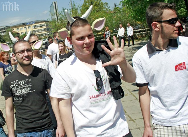 Младежката безработица у нас скочи до 28%