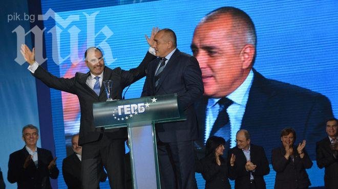 Цветанов държи 70 от депутатите на ГЕРБ, останалите са на Бойко