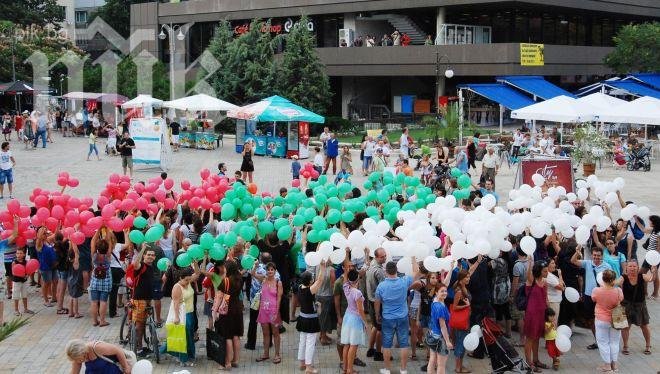 „Живо знаме” във Варна подкрепи протестите срещу Орешарски