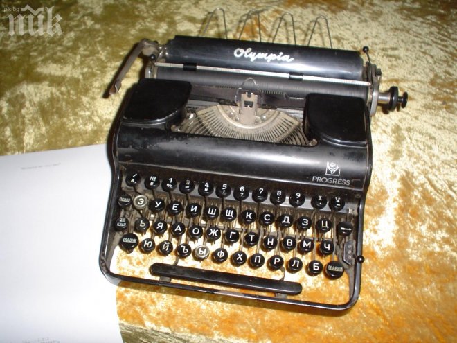 Руските спецслужби ще се пазят от подслушване с пишещи машини