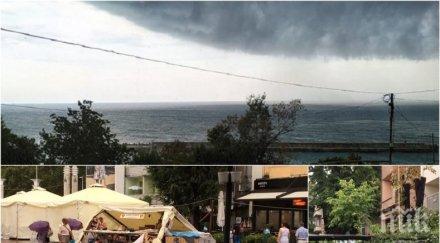 извънредно пик апокалиптична буря удари варна ураганни ветрове дъждове всяха паника черноморието снимки