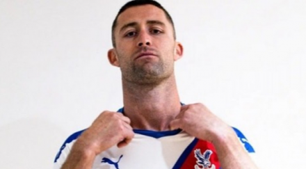 опитният боец гари кейхил парафира