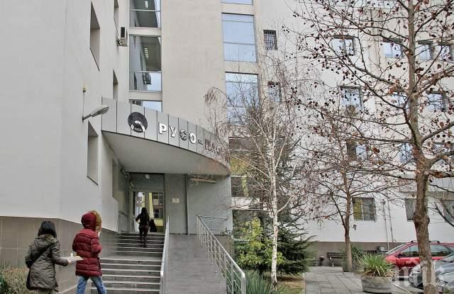 Изгониха пазач в НОИ заради фръцла