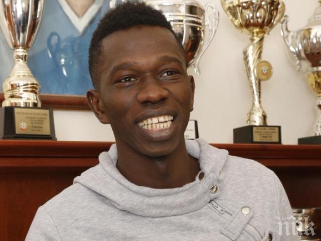 Ужасна новина за Левски! Контузията на Тиам е много тежка