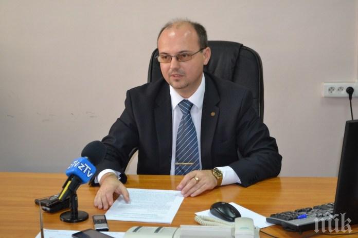 Уволниха дисциплинарно директора на НАП в Ловеч - ровил без разрешение в информационните системи