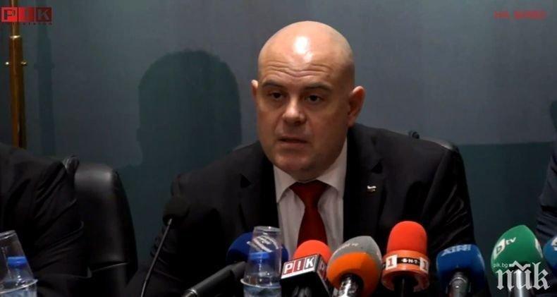 ИЗВЪНРЕДНО: Зам.-главният прокурор Гешев разкри защо са показани доказателствата срещу ТАД груп за атаката срещу НАП - ето какво се закани